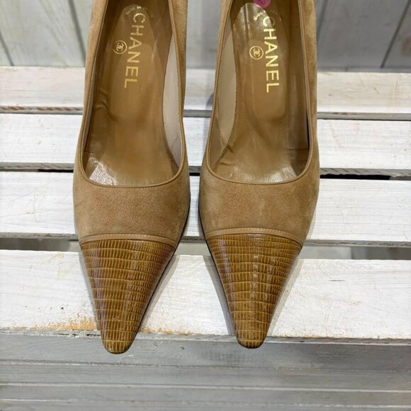 Chanel Vintage Suede Heels - Size 38 - Picture 6 of 14